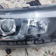 چراغ جلوسمت راست دناپلاس