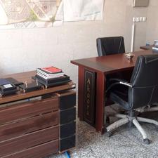 مشاور ومنشی