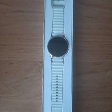 گلکسی واچ 7 سامسونگ نسخه 40 میل*کرم‌رنگ* درحد‌نو