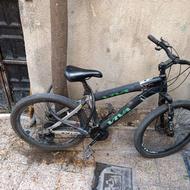 بی وسایل هست