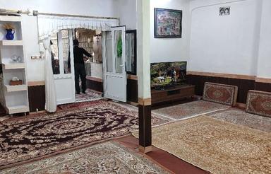 فروش مسکونی دوخوابه کلنگی ولی تمیز ومرتب