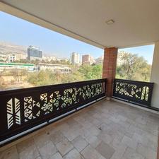 250متر ازگل/طبقات بالا/لابی مجلل/ویو بدون مشرف