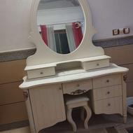 میز آرایش قیمت مناسب