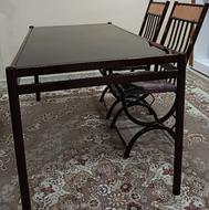 میز ناهارخوری شیش نفره و دوتا صندلی