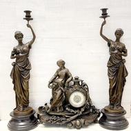 مجسمه ساعت و شمعدان برنز برنزی