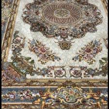 فرش 9 متری طرح فرشته زیبا ریشه ابریشمی تک هس 700 شانه نخ