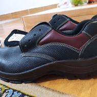 کفش کار ایمنی