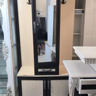 کمدلباس و جاکفشی