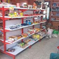 قفسه ایستاده ودیواری