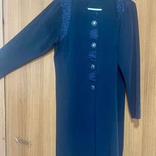 مانتوی اداری سرمه ای و مانتوی مجلسی مشکی