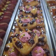 وردست برای قنادی در کارگاه