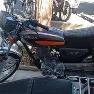 موتورmkz169ccمدل94چهارسال خوابیده بوده مدارک بیمه کامل. 100%