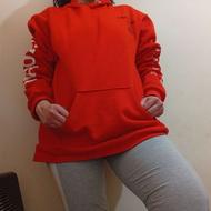 سوئیشرت قرمز