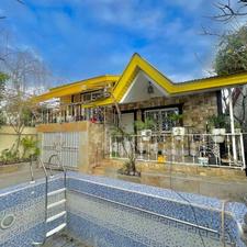 ویلا 200 متر امیر آباد شخصی ساز تو شهرک نوستالژی