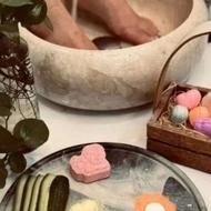 خدمات و آموزش پدیکور و پارافین تراپی بانوان