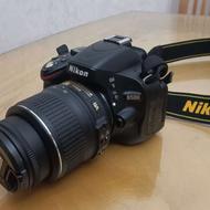 دوربین نیکون در حد آکبند