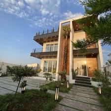 کاخ ویلا تریبلکس لاکچری متراژ زمین 550متر متراژ بنا 650بنا