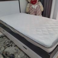 فروش تخت وتشک ازبرند آپادانا کاملا نو وبدون استفاده