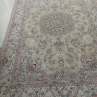 دو فرش یکی نه متری و یکی گرد زیبا سالم