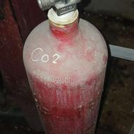 کپسول آکواریوم 2و5 کیلو باتست پرمیباشد