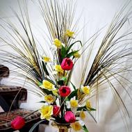 گل مصنوعی دو رنگ