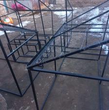 فروش قفسه میوه فروشی.