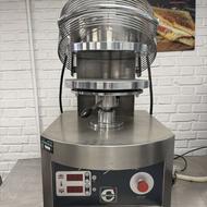 خمیر پهن کن پرسی