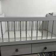 تخت کودک کاملا سالم و تمیز