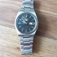 سیکو پشت شیشه/اورینت سیتیزن امگا