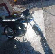 موتورهندا125مدل 1387برگاوراقموتوری سالم هنوز باز نشده