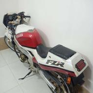 یاماها FZR سنگین چهار سیلندر