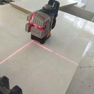 تراز لیزری دیوالت