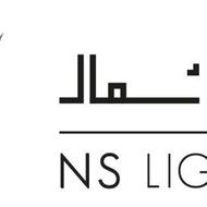 کارمند انبار دار و خدمات