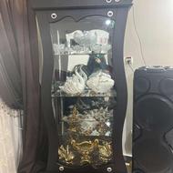 ویترین و کنسول