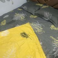 رو تختی دو نفره کار کرده