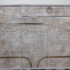 یک عدد جا کفشیبا میز تلویزیون