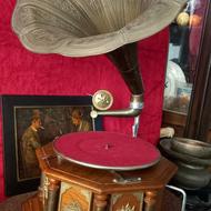 گرامافون هندلی