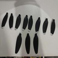 ملخک سالم و بی عیب