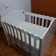 تختخواب لالاییشو