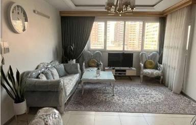 نیازمند همخونه خانم