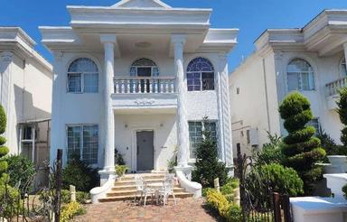 ویلا 230 متر در زیباکنار