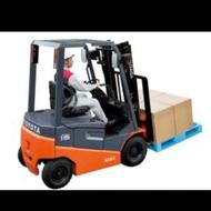 راننده لیفتراک برای همکاری