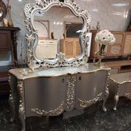 آینه و کنسول درخم