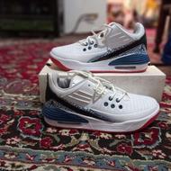 کتونی جوردن اصل ویتنام نو سایز 43