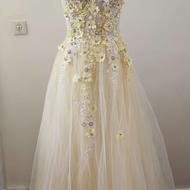 لباس مجلسی کار شده و‌سنگ دوزی شده