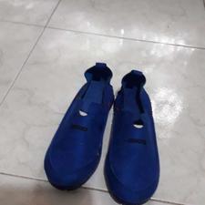 کفش پارچه‌ای