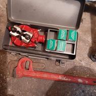 ابزار صنعتی کار آگاهی است