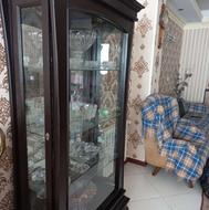 بوفه قهوه‌ای تیره چهار طبقه سالم