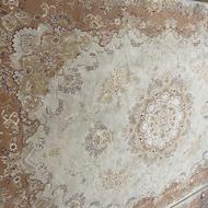 دو عدد فرش 9 متری تمیز بدون پوسیدگی و پارگی