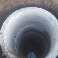 چاه آب نیمه عمیق دستی تا عمق 30متر.چاه فاضلاب. پی خانه .